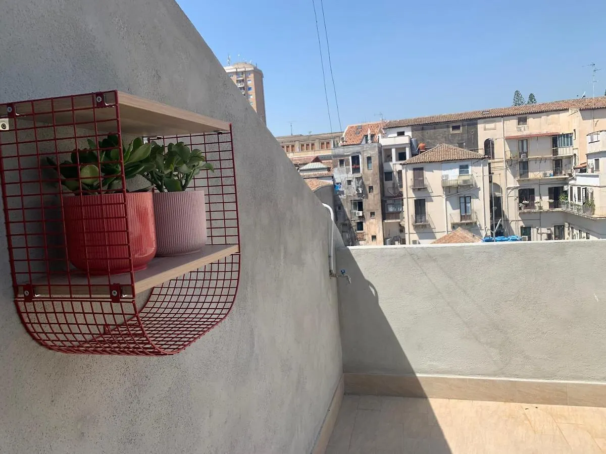 Ferienwohnung Hygge House CTA 0*, Catania Italien